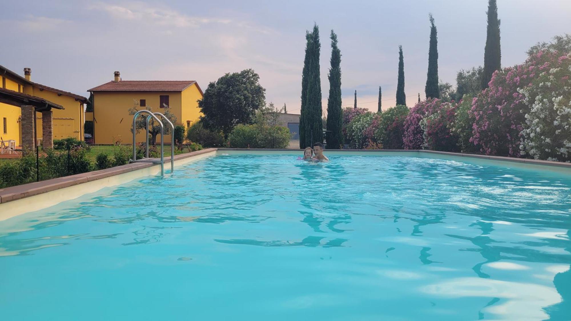 Limite Agriturismo Podere Casalone מראה חיצוני תמונה