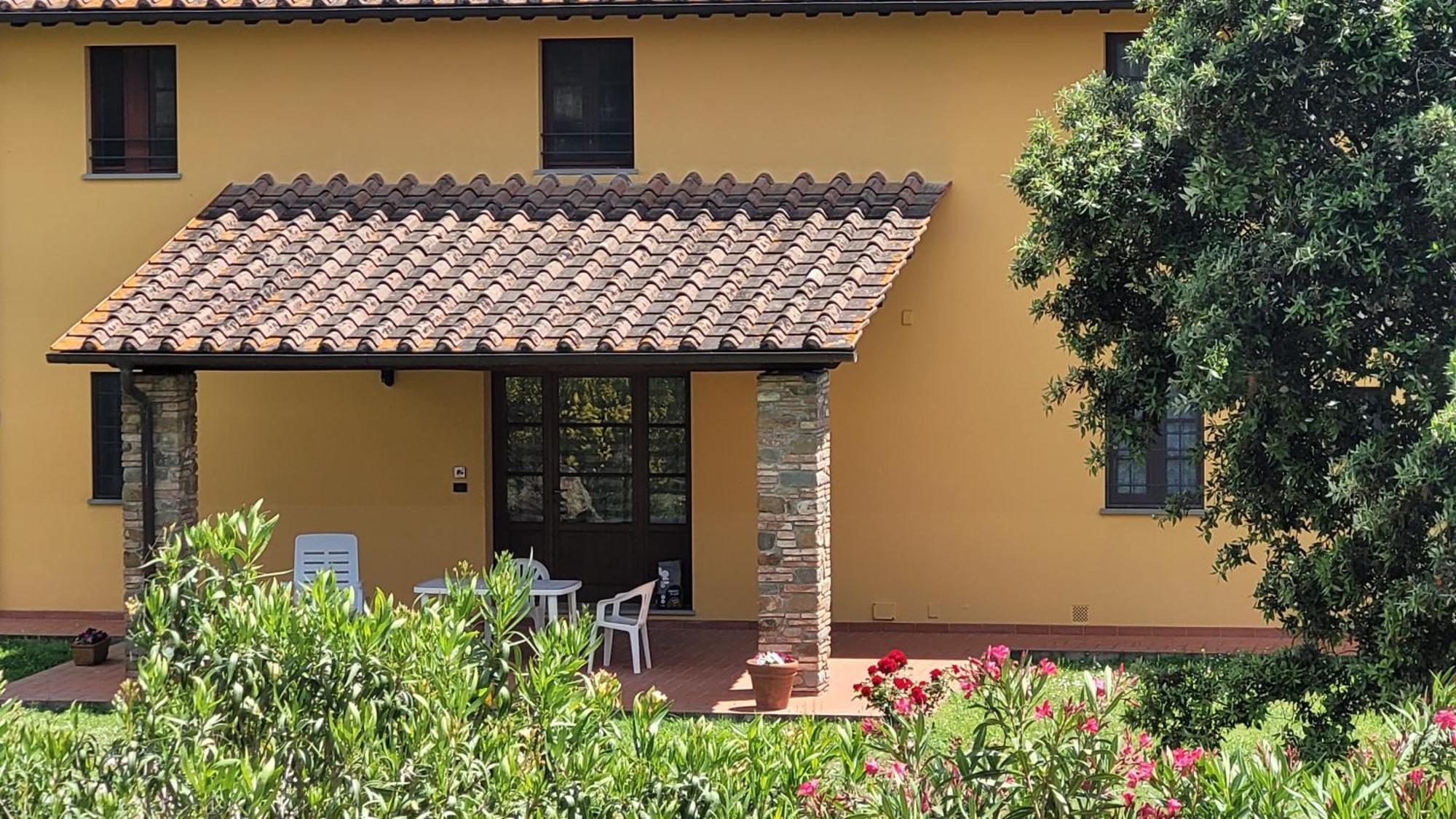 Limite Agriturismo Podere Casalone מראה חיצוני תמונה