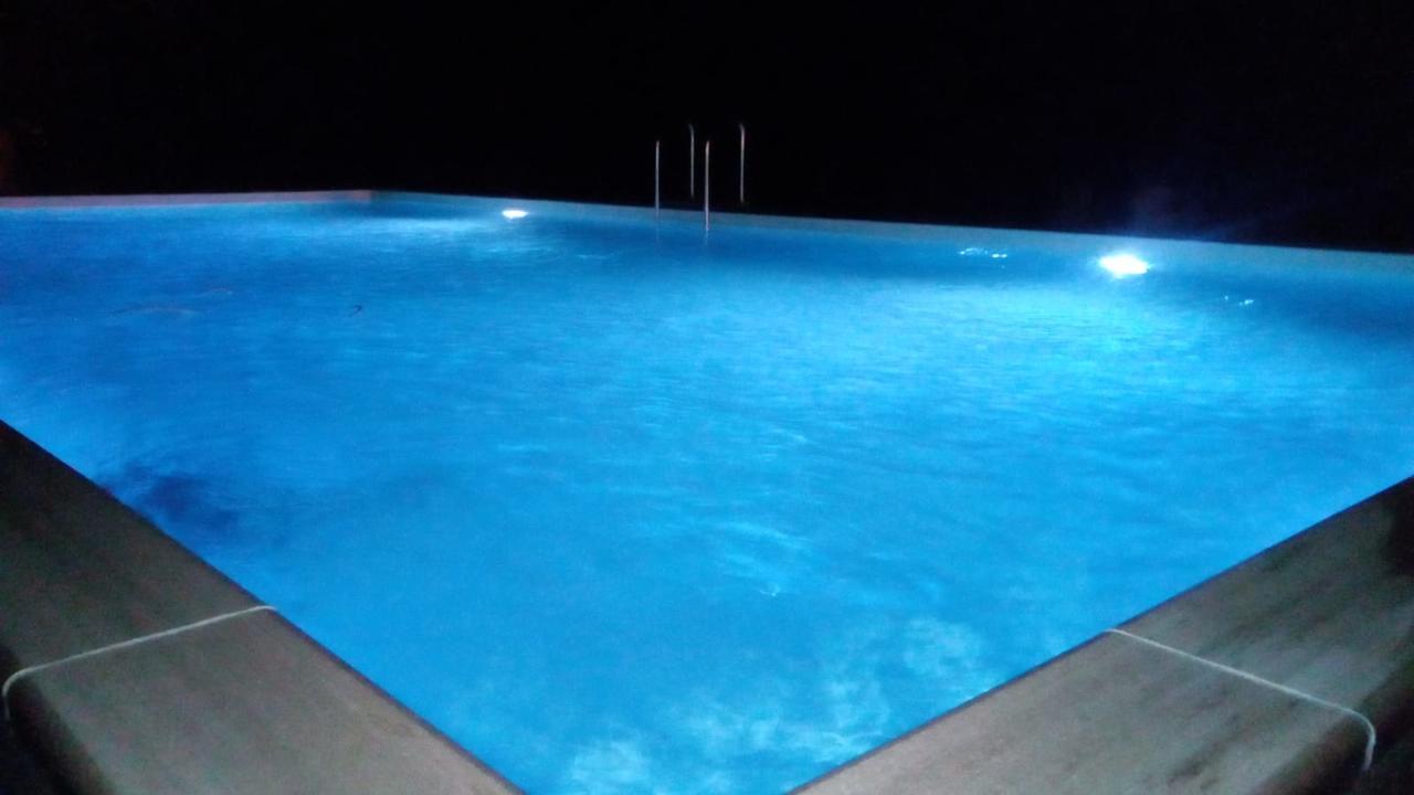 Limite Agriturismo Podere Casalone מראה חיצוני תמונה